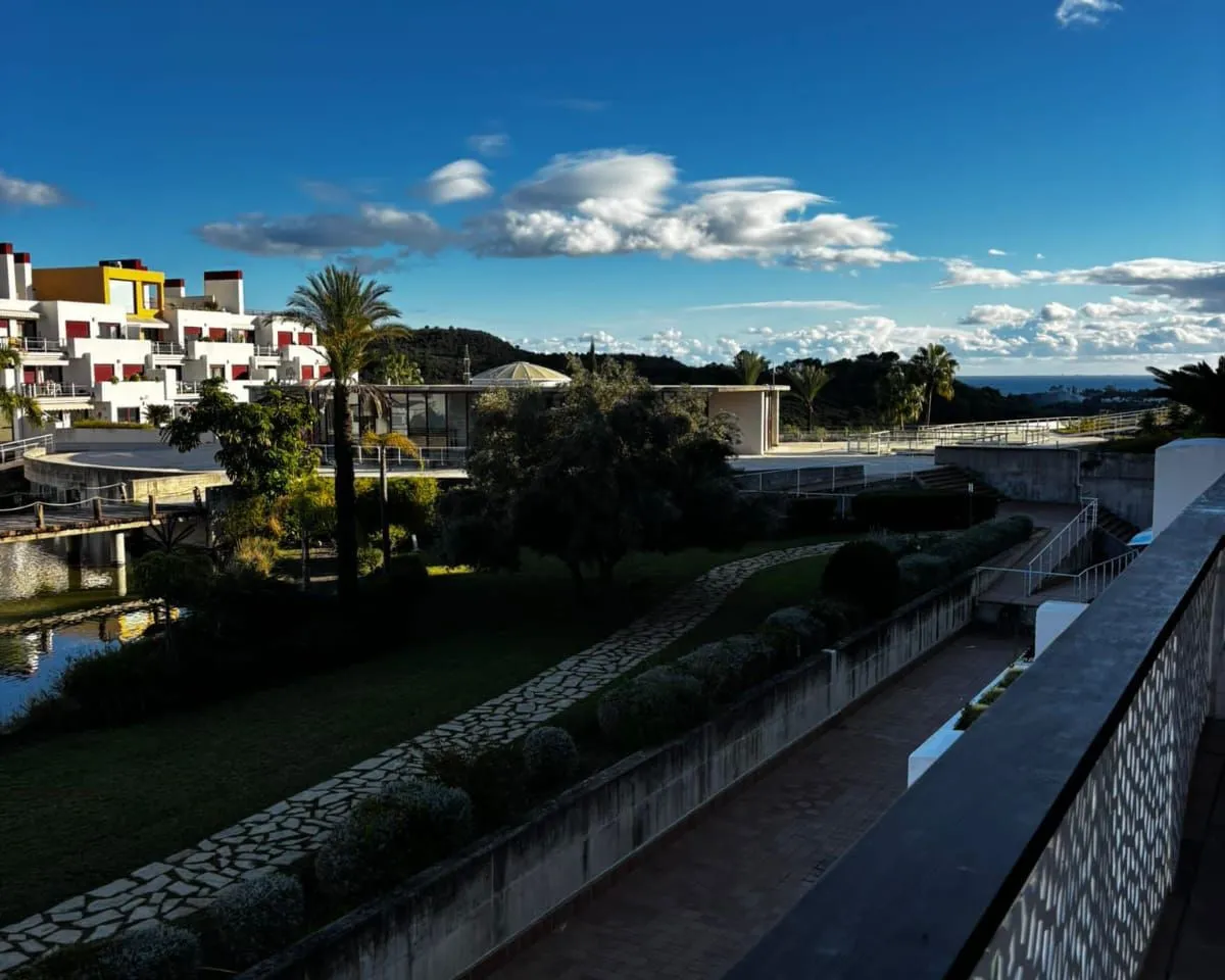 caa32929-369a-4c94-989c-c640fabc5d1a