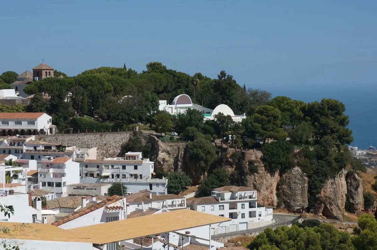 96e1c3bc-bf7d-49b6-bc48-76d64d0da8a1