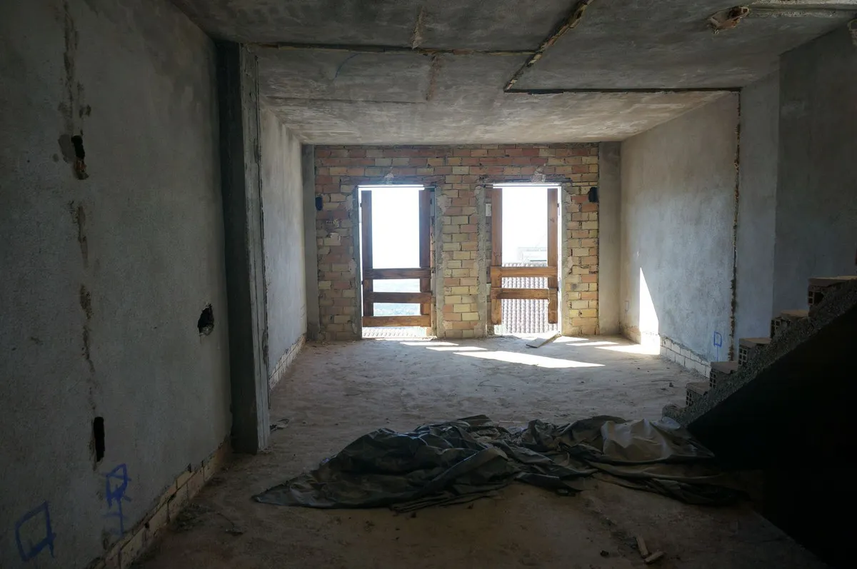 d6f95f02-0df6-4bc4-b334-1bf5c581f38a