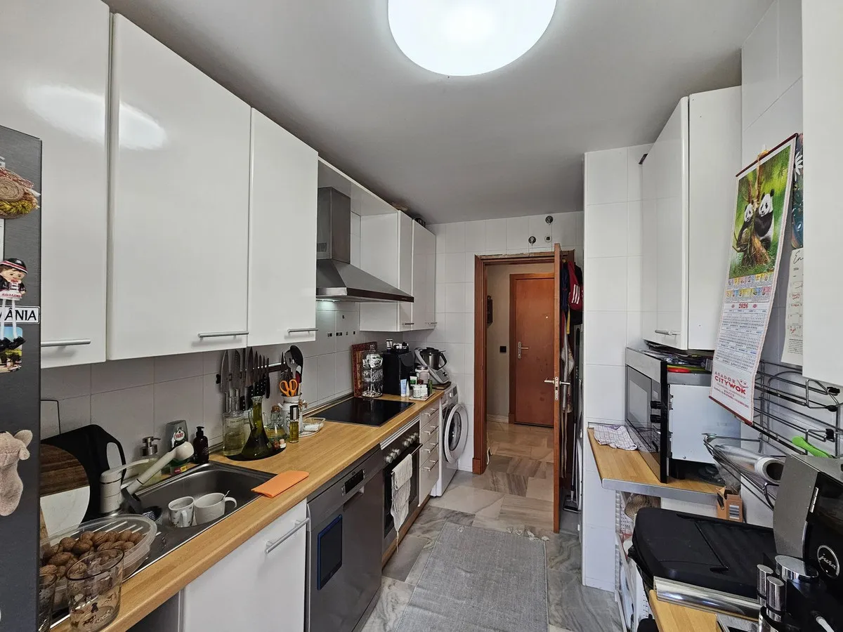 09ee6813-792a-457a-92f3-a31ad0137456