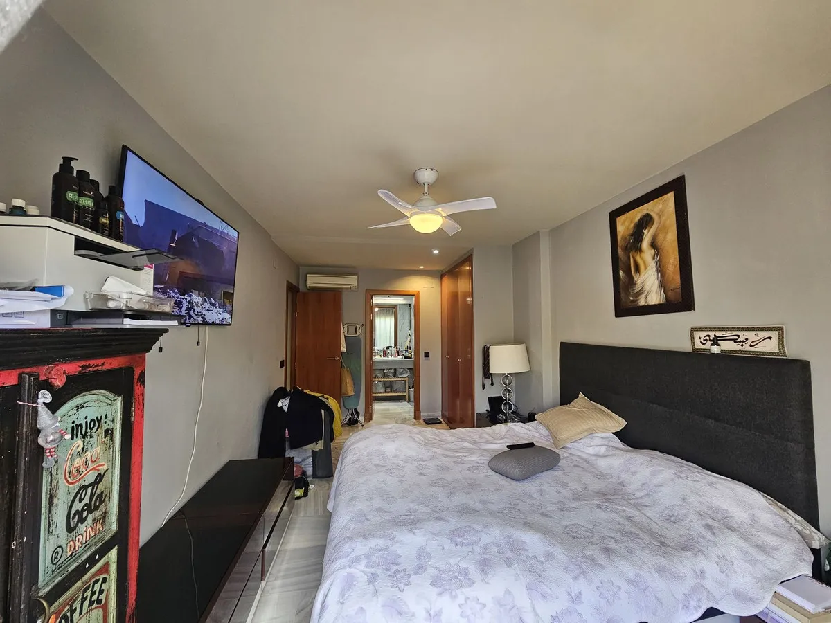 19a0b0bd-c5ea-4628-9533-6c8a29503bab