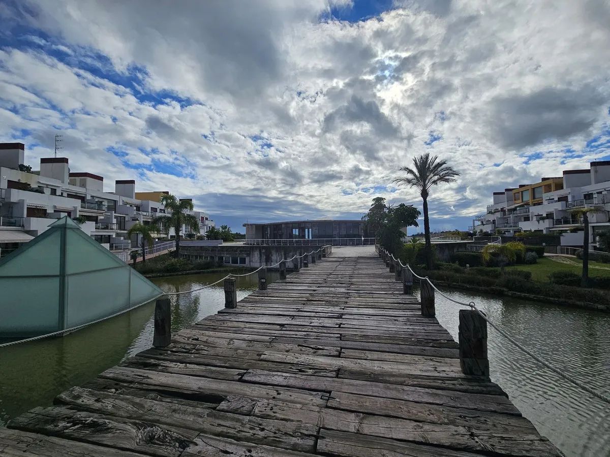 fbfb1a9a-bedd-41bf-96fb-474ccb19b9d7