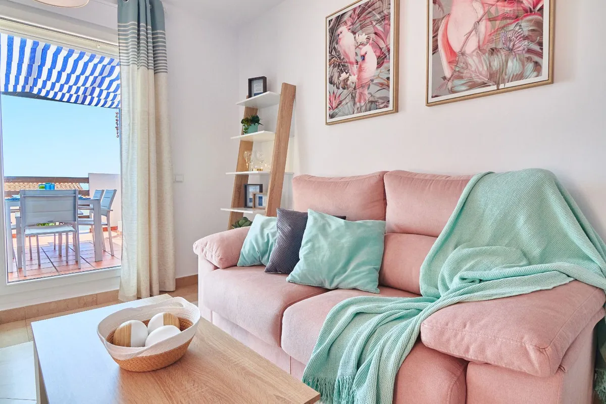 351179cf-ccda-4c50-be9f-c948604d2416