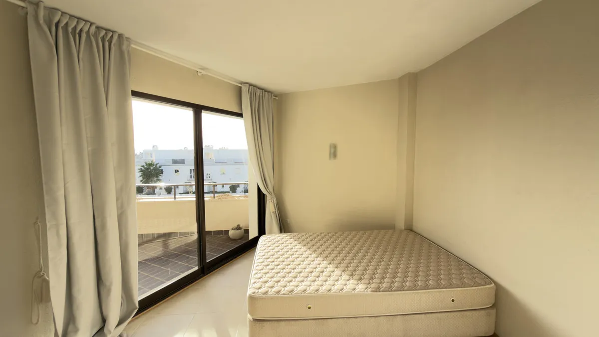 793c8391-73ac-4b16-9c6f-4dccb77b15bf