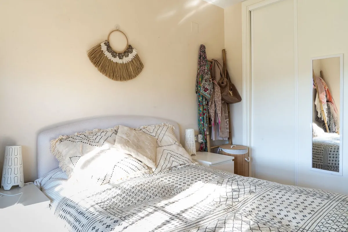 2d743fa2-9096-49df-9537-e4ae41b991be