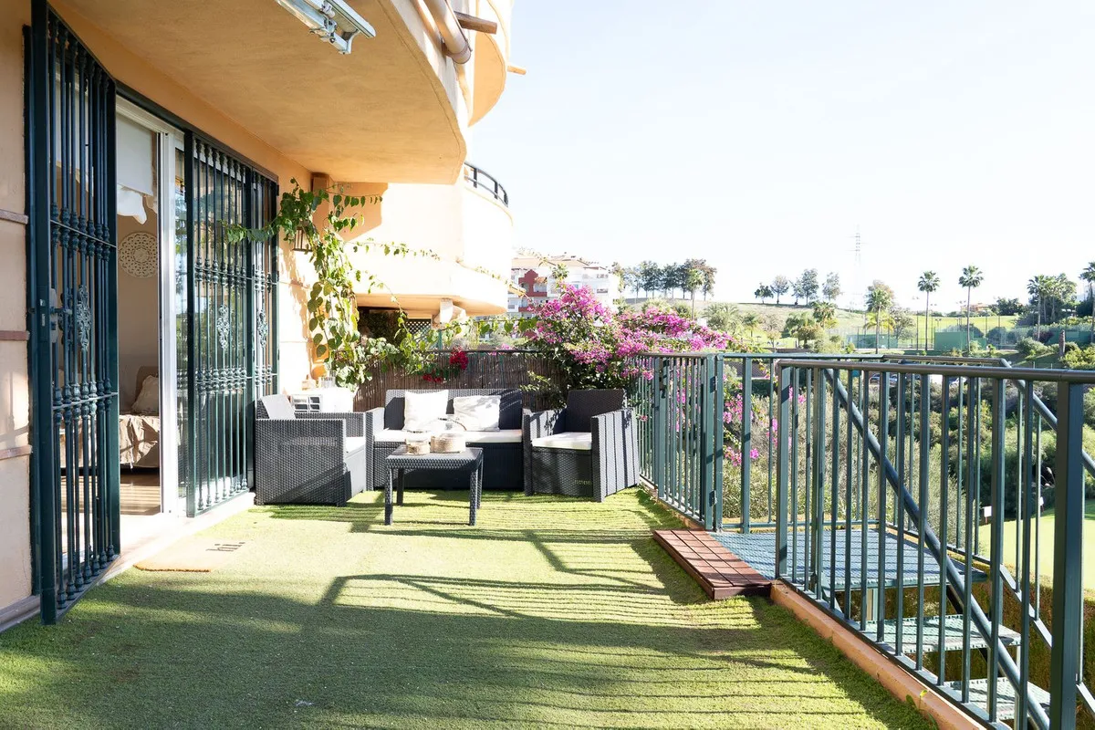 bc99c572-a2a5-4b8f-ae74-3ea68ed9a5e3