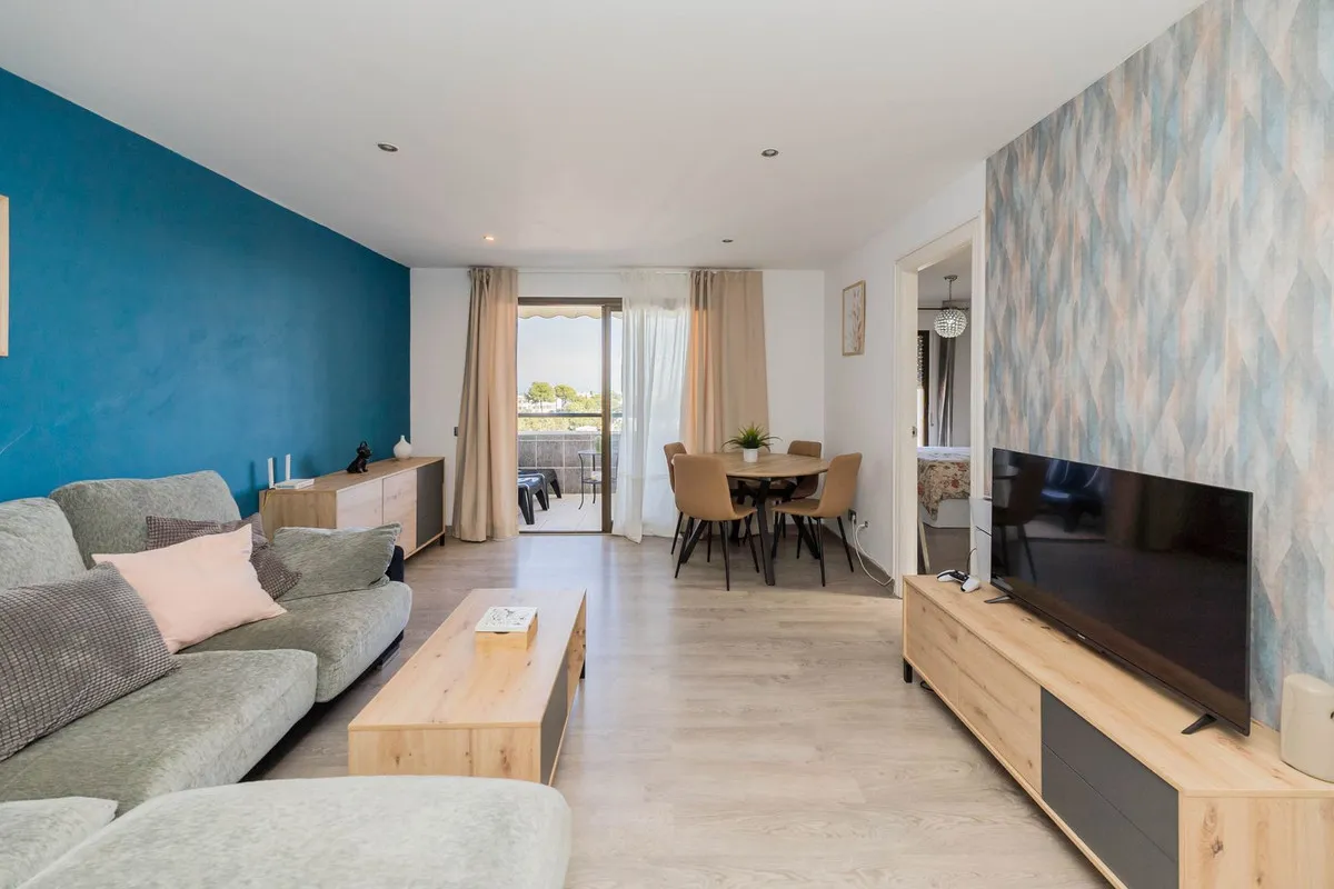 a688d41f-30d0-48d9-90fa-1d6b209e021d