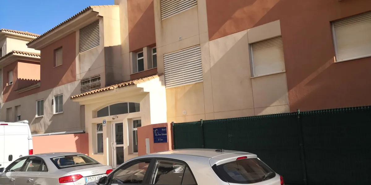 4f484e32-b6c5-4c86-a275-45734ba052be