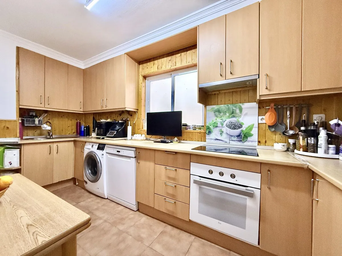 19b55179-5b12-4c6c-adf2-57346c9cc376