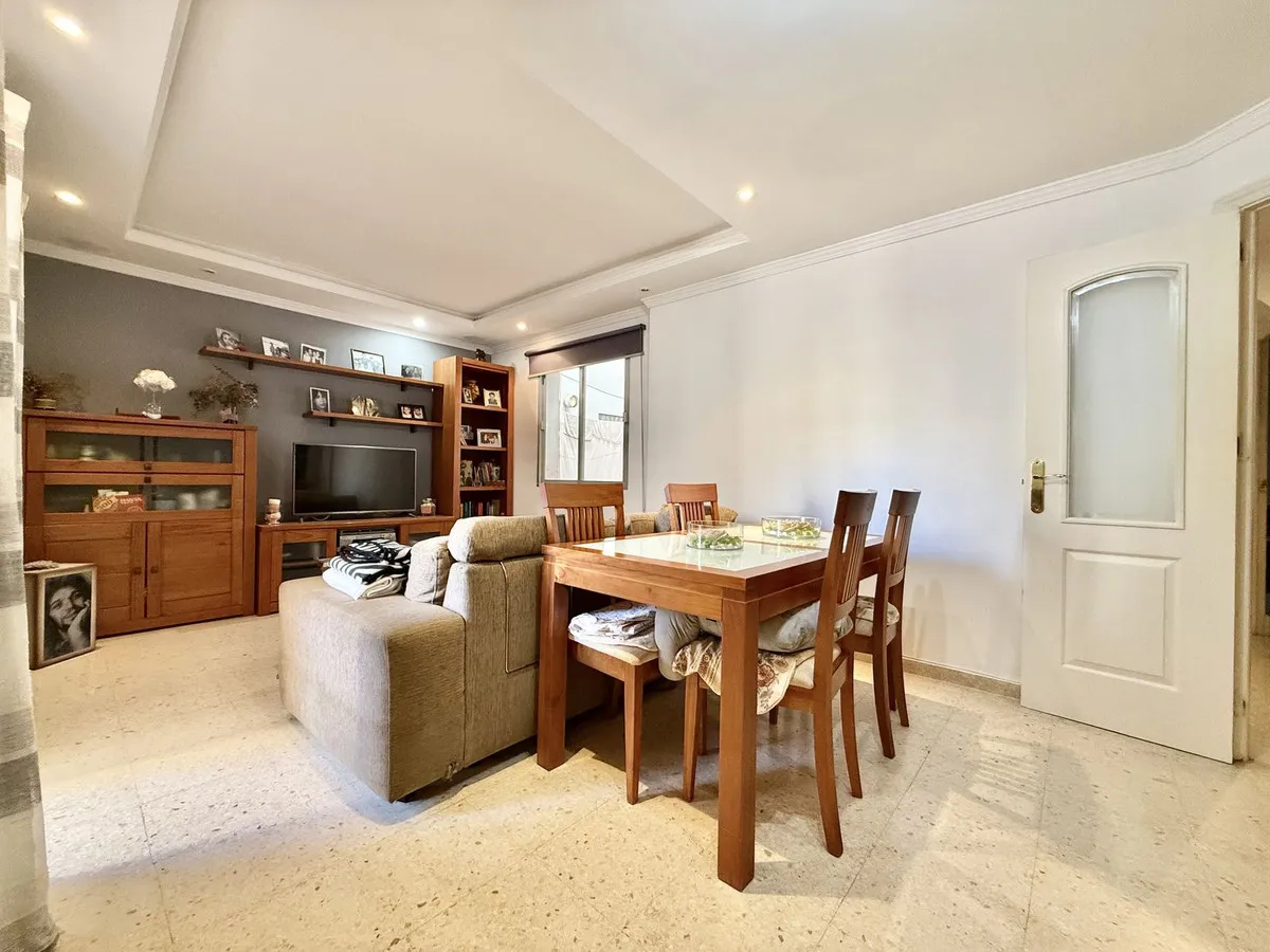 21bbdc5b-bd2f-4565-87b7-ff1913ce6392