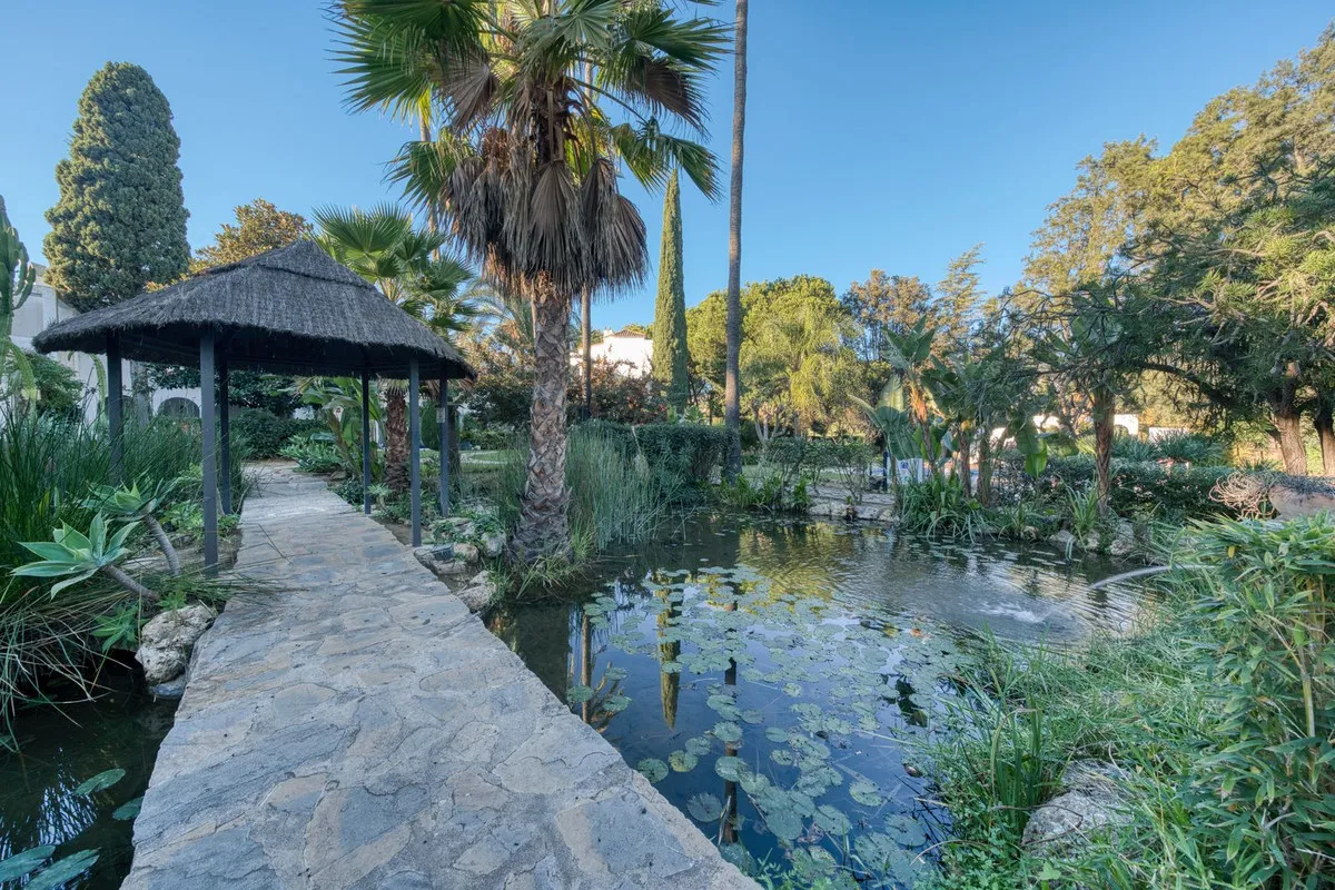 2ab81a97-6194-4c19-945e-388378d059ac