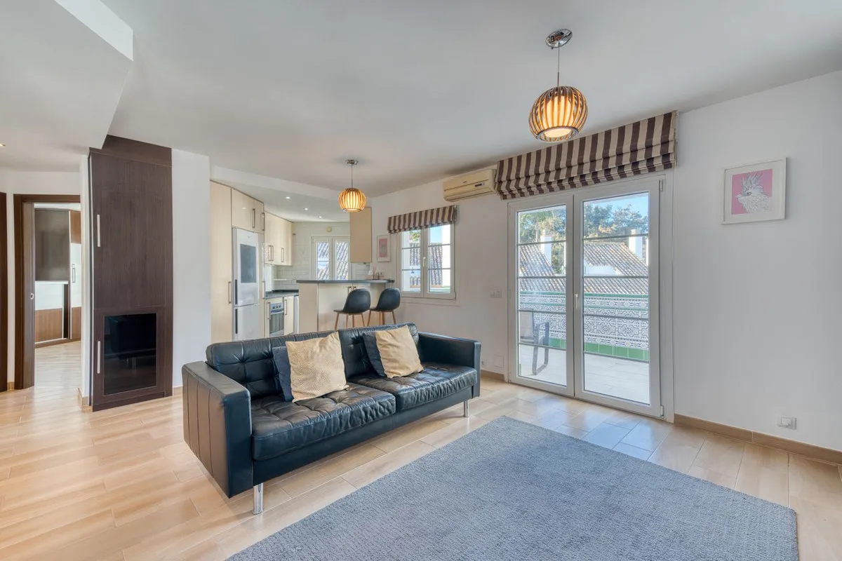 6a8f2e8b-b4fa-4b67-a49e-01248eed104d