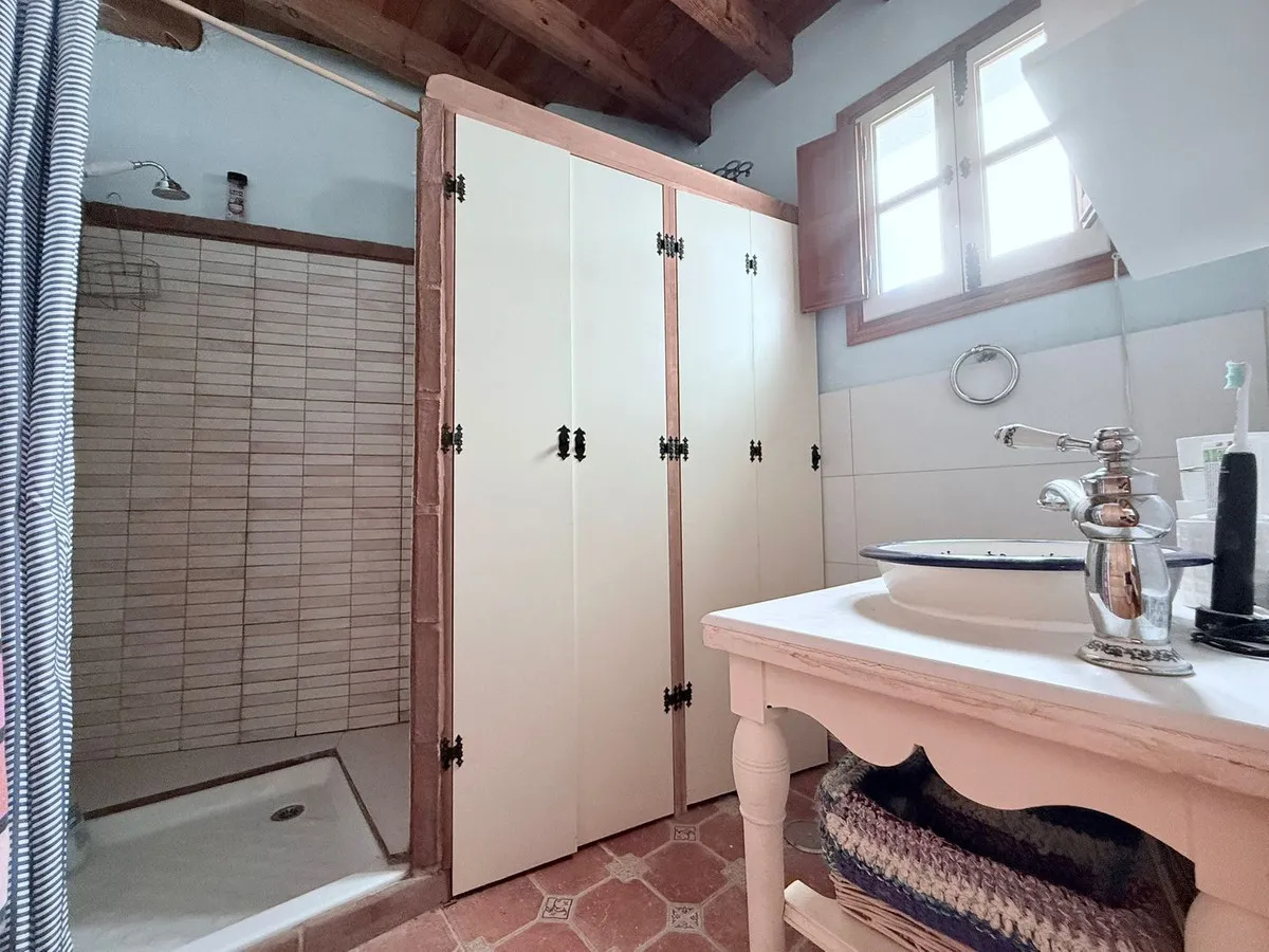 530f2fe2-1d18-4bbf-bf37-57c3b06cb4da