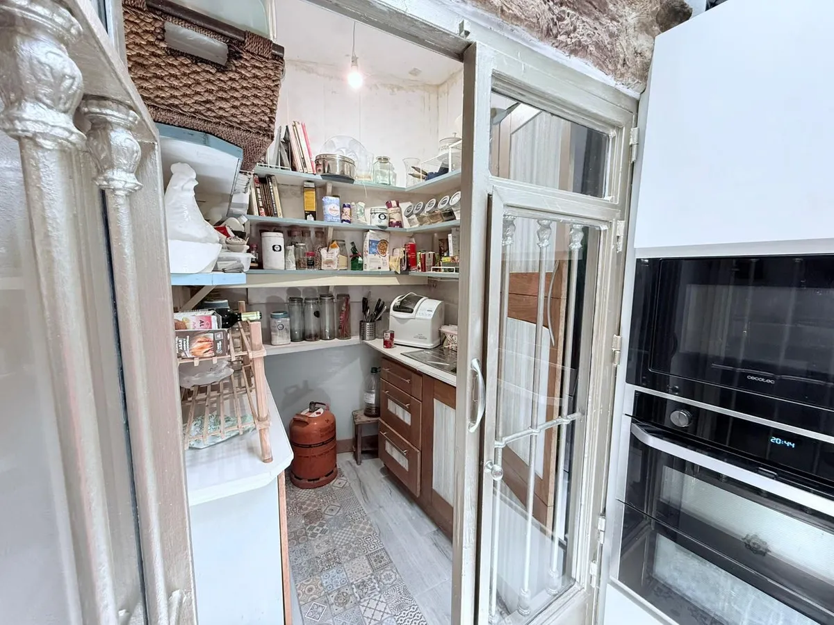 8ea3f0f3-5d8e-4616-a736-12f60dd3e89a