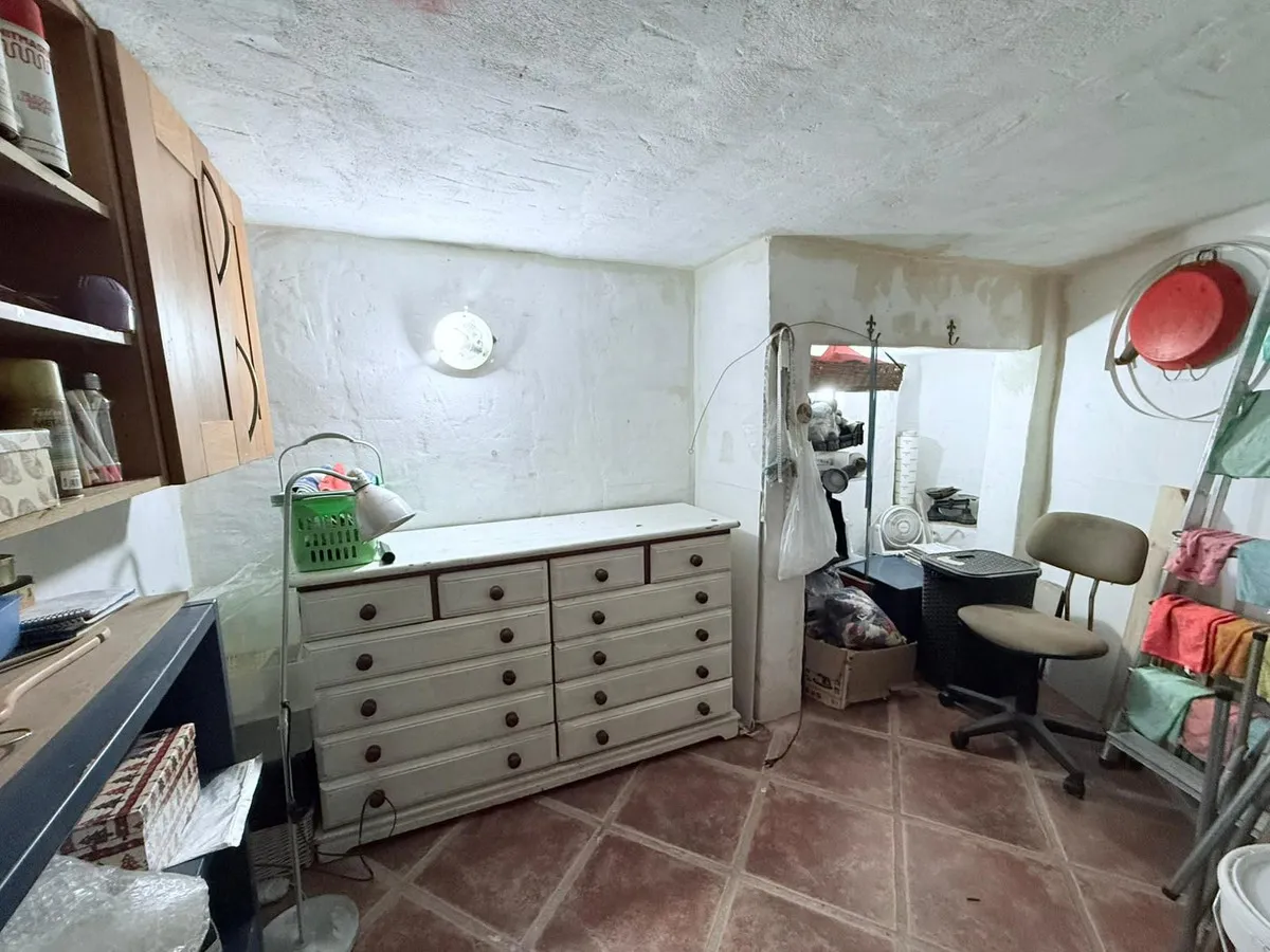 fe1b48f3-361f-4f00-a370-0cf3d5748b94