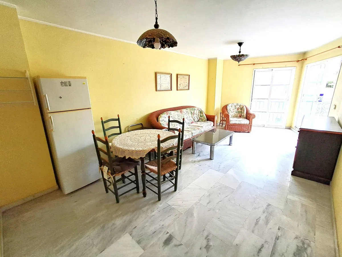 07e7c444-01e9-48c4-8322-c5944fcacde0