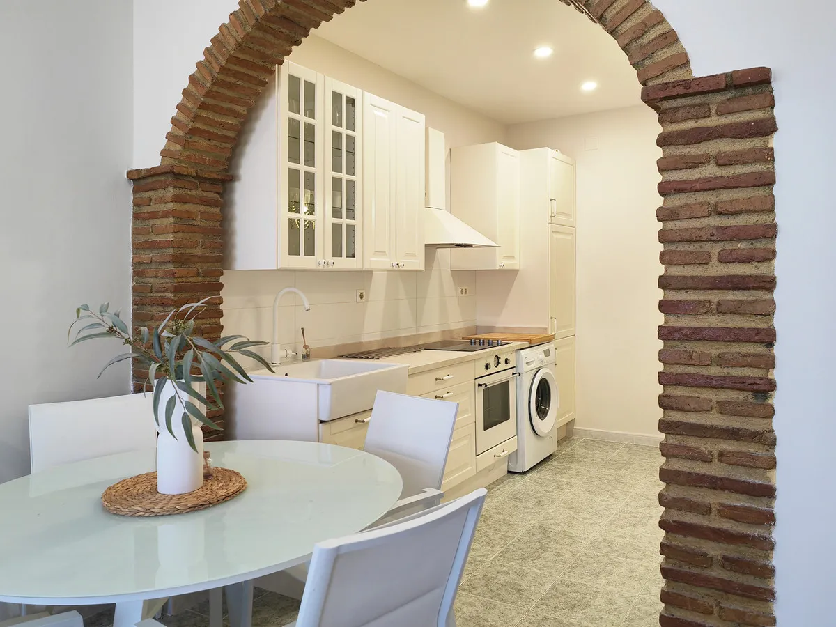 c43bff6b-afcf-429d-9f62-3cf54b30e80b