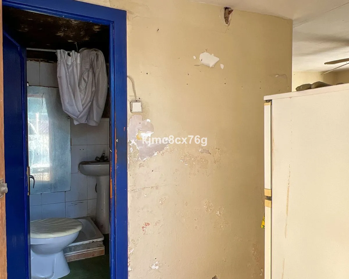 6ed3f378-9a38-4c80-b048-9f012a6c6f39