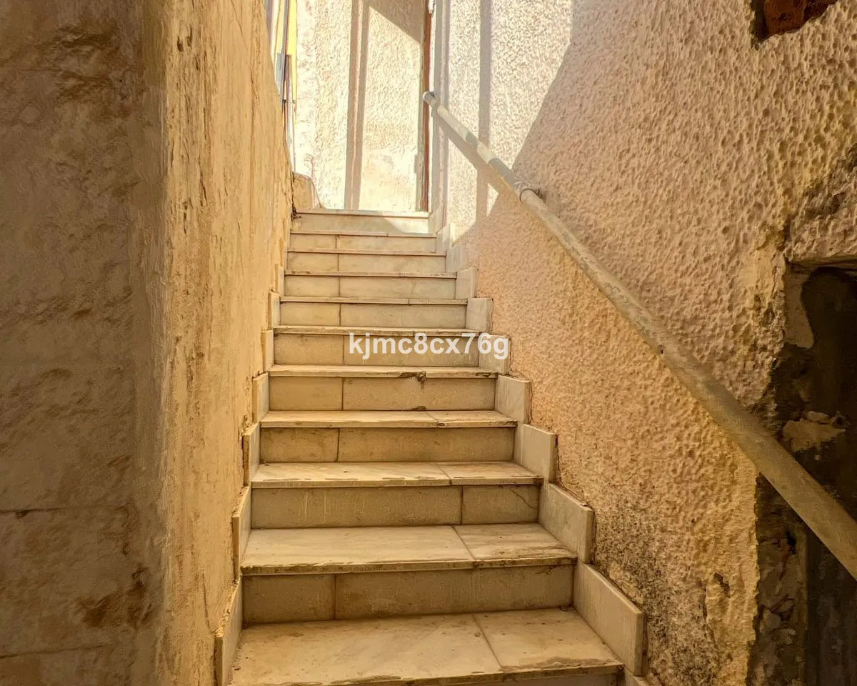 744795bd-8180-4ecf-8a40-645db81bc93c