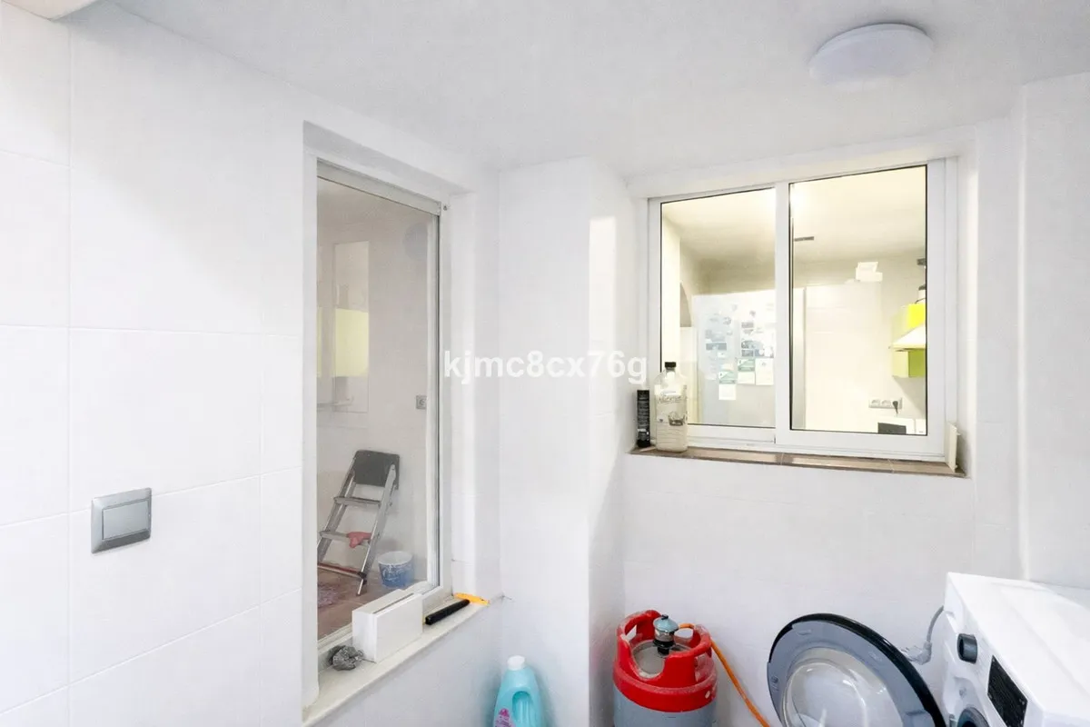 a547abea-534e-44a9-b136-c2e5a940ca4e