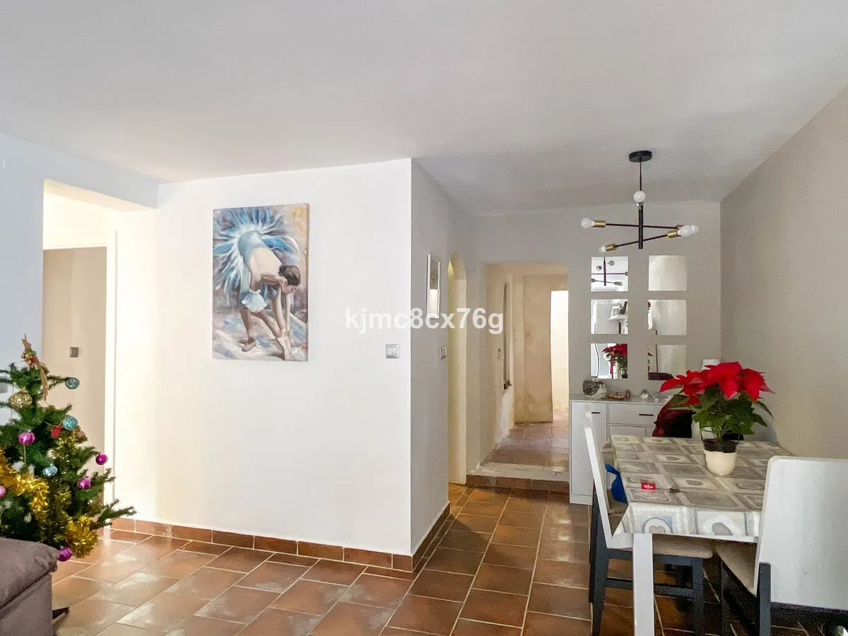 ff84eabe-4896-4863-931e-583ea23f9feb