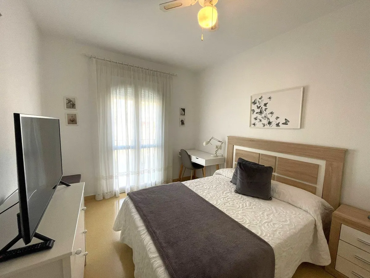 1bfb74e7-8d7e-4416-b334-2e3ed45f83e3