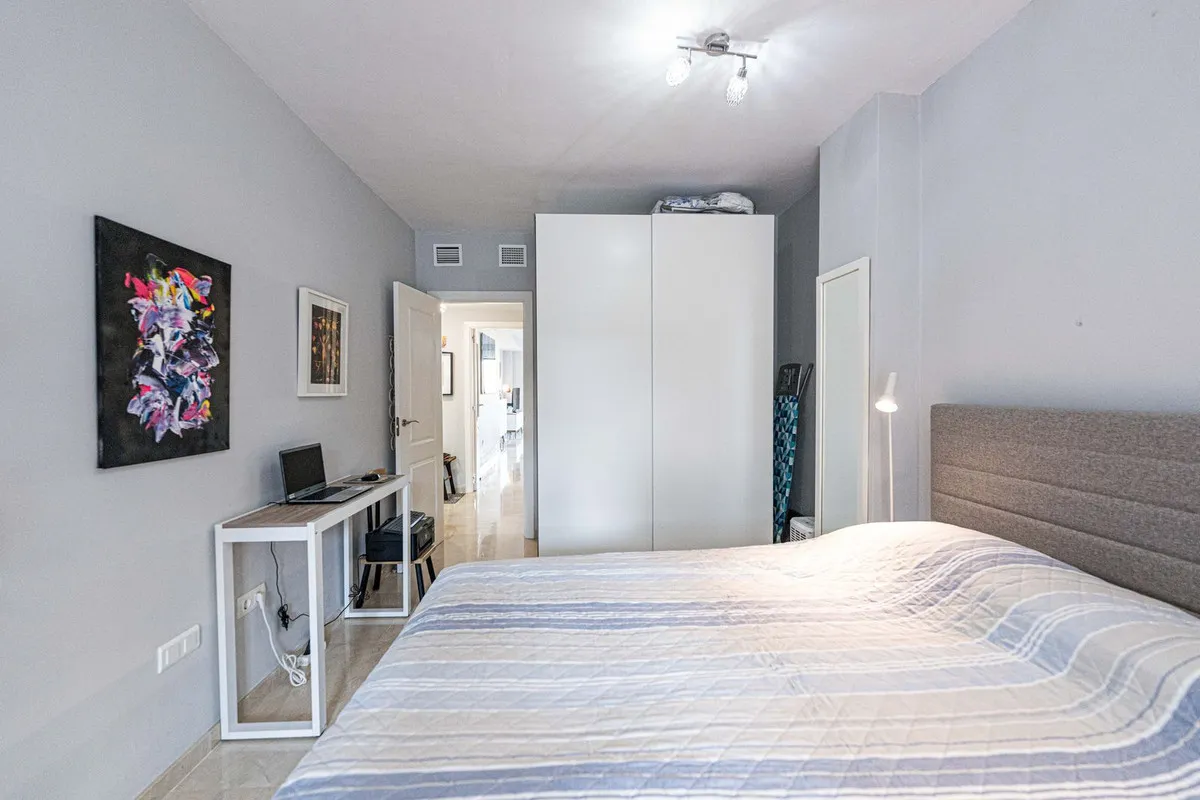 13a4c378-4a26-4e96-8c99-42213be33324