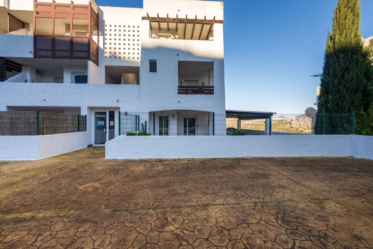 c42c55c3-6095-4053-b6c3-10e36bc28592