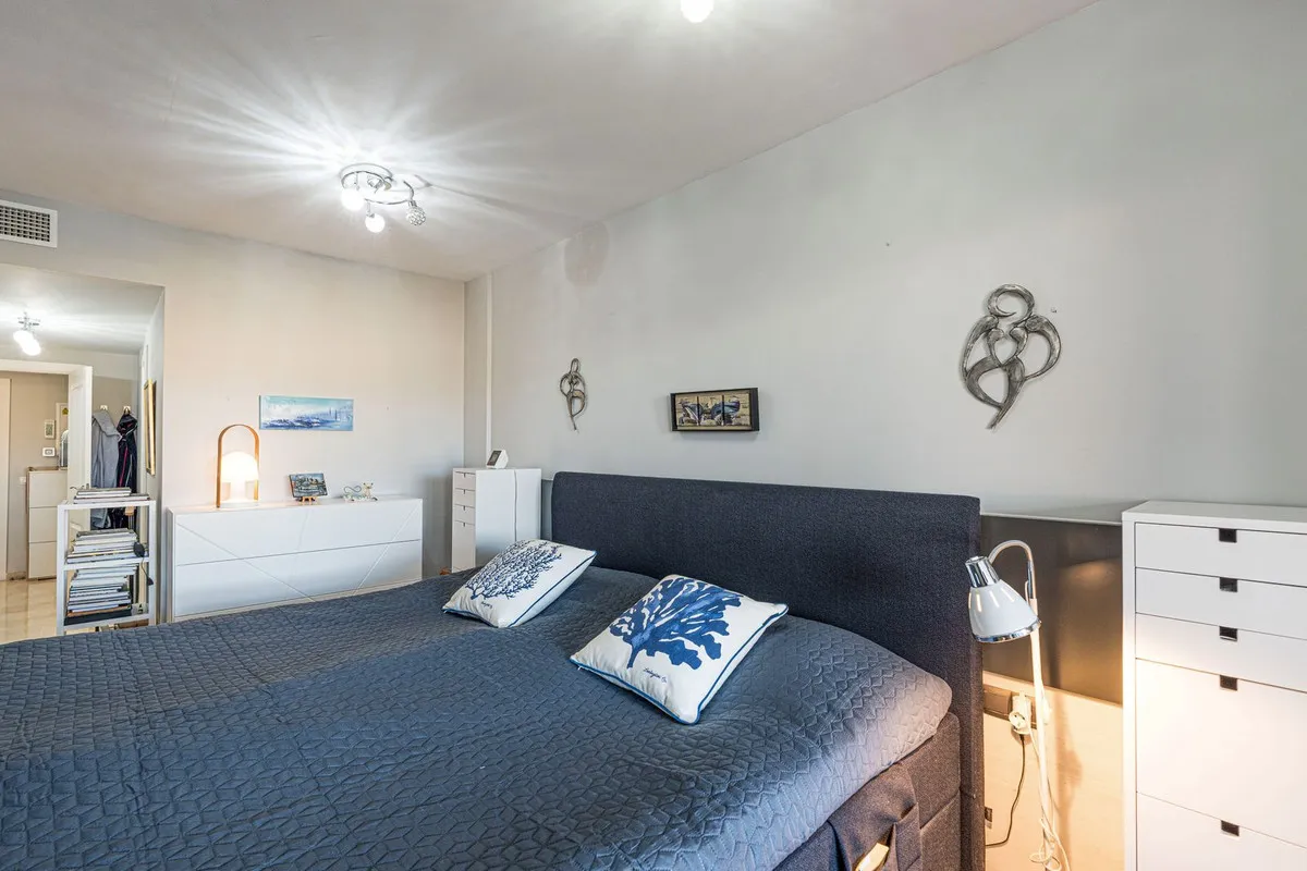 cc090d13-4b5a-4bd4-81aa-f38333052224