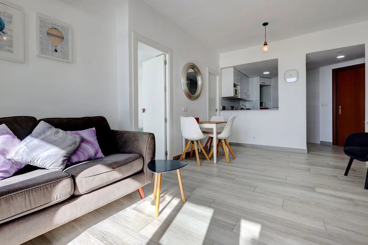 4724b90c-c8bd-4877-a15f-4d38434207db