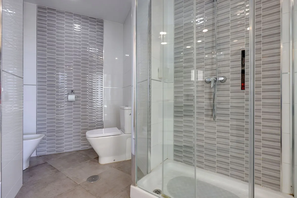 d137ff60-977e-4880-b7ab-e7416381594b