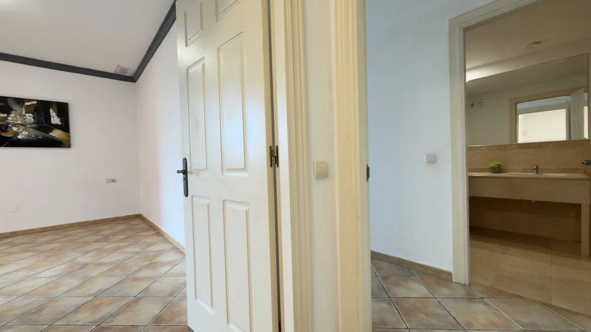 e1d3d313-0dd4-4362-a7c7-3b3aba9b24bd