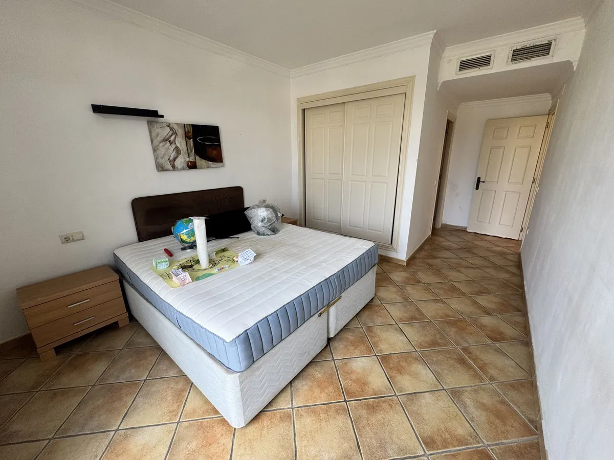 0c571e53-5018-4e0c-a5c4-50910a08dd1d