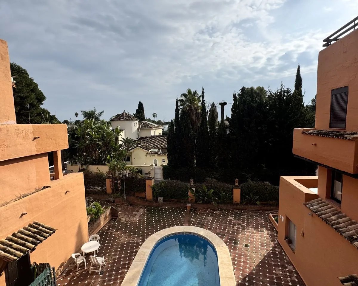 4ba3a71c-c8d1-49ba-a2c8-66faebb37f71