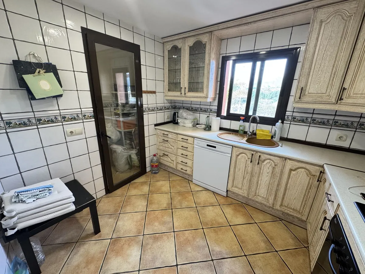 e9df5549-88ed-47c3-ac90-5d607a8d8232