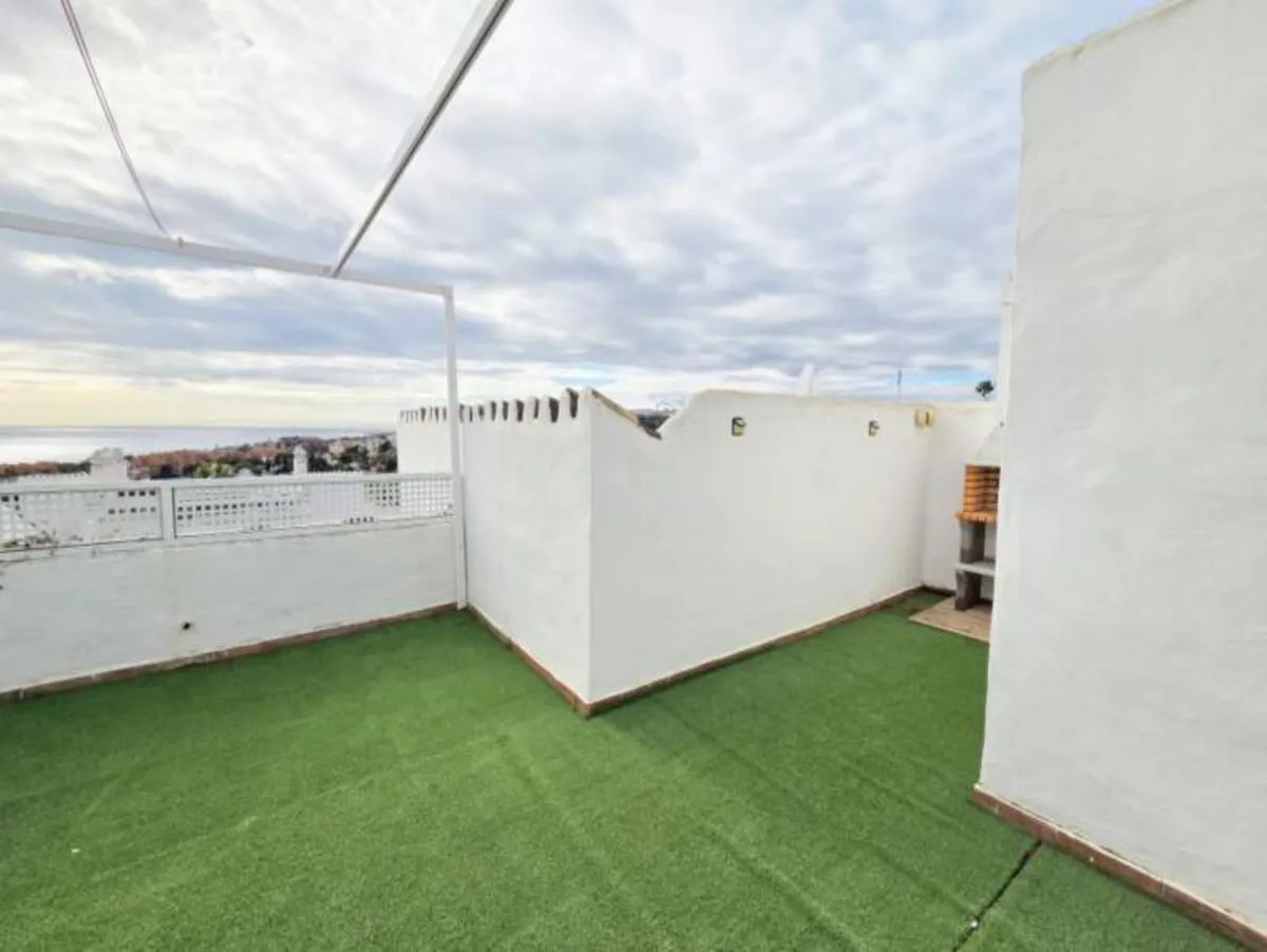 44171954-6600-4c5c-823d-5b149ee51c12