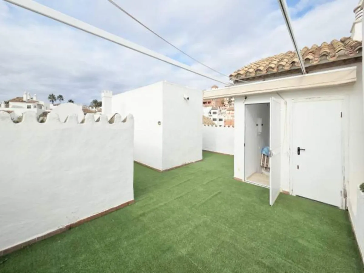 bc2d49a5-8711-477a-b58f-23d5eaff069f