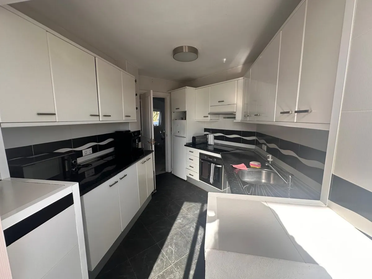 67ad6d37-9b3b-4647-a7c6-9286f659a0c8