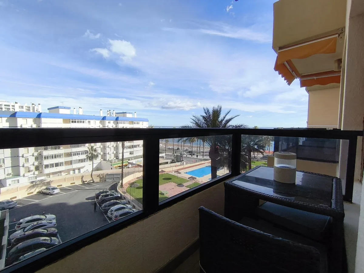 31def9ff-f1a5-40e2-a9e7-58621ee1e67c