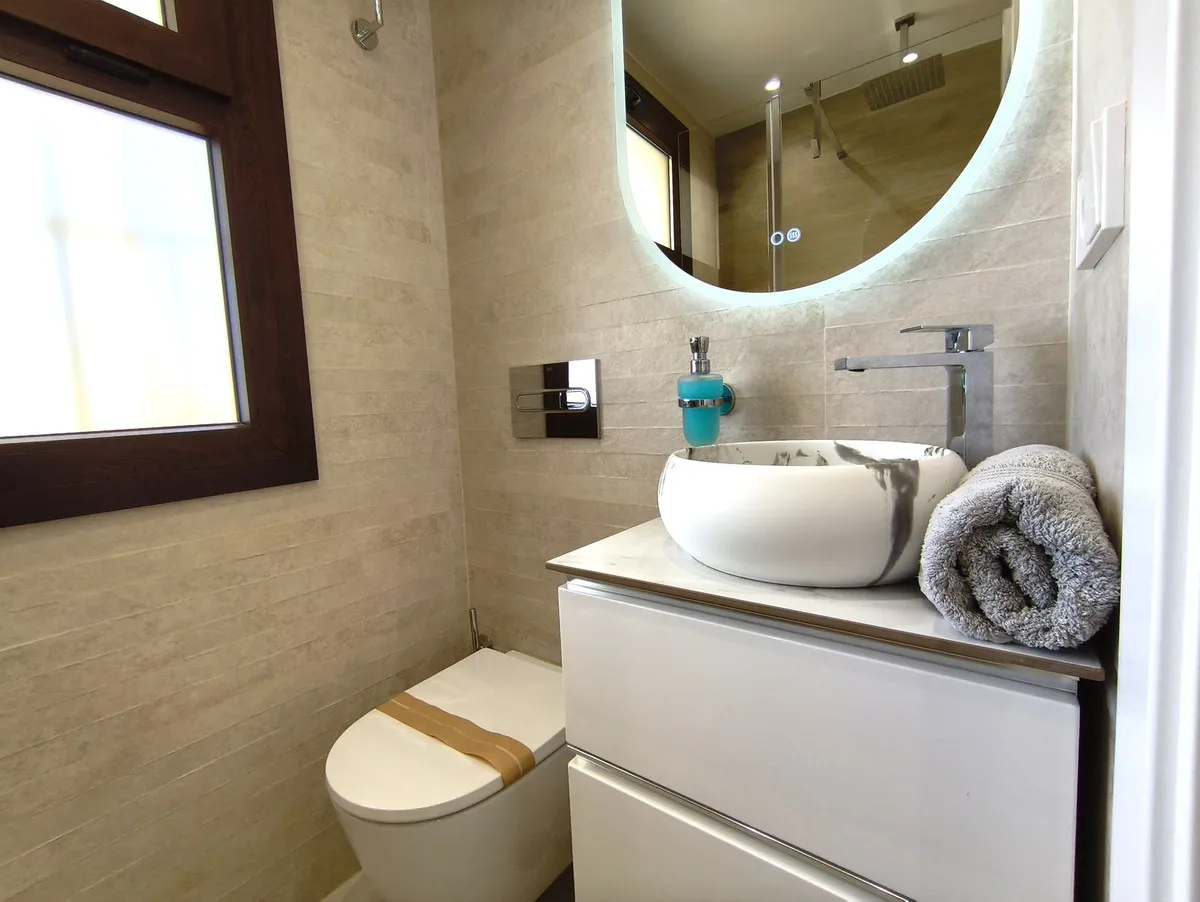 3ce058b2-d8b8-434d-a6e1-ceb4a73f76aa