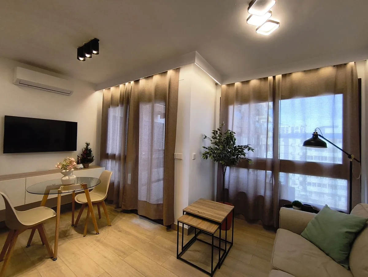 b6c2d9f5-af5c-4378-8d53-2ef5d83a156d