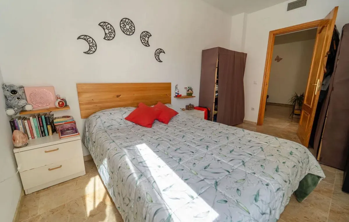 8785a3e9-8ed5-4070-b6ce-8202f19439c9