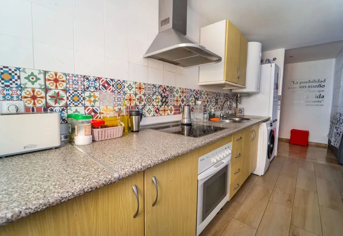 ec13f654-5bd9-4a04-93d4-5ee961ef38a2