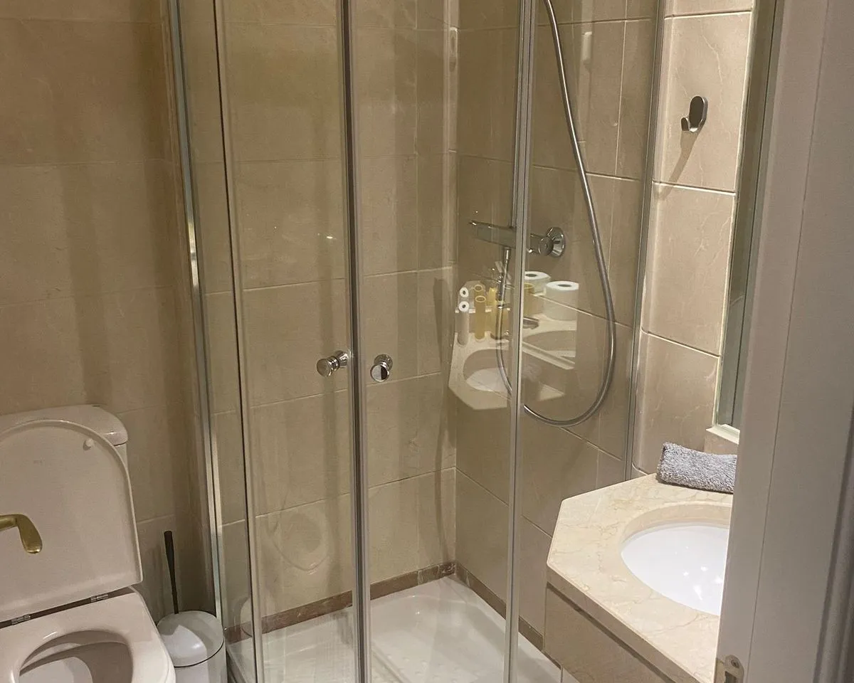 a46f7d90-4cdf-4b00-904f-854c4ecb7ffe