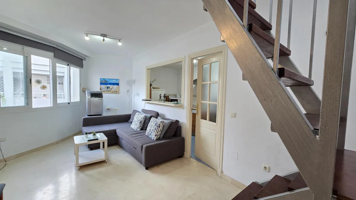 404fa3b5-59f1-432c-9cf6-a75cb2606cf0