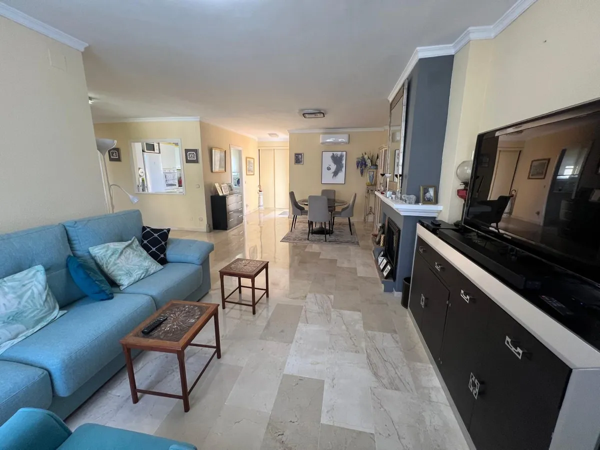 8d89c4eb-43e7-4114-a893-fe097ddf4ba9