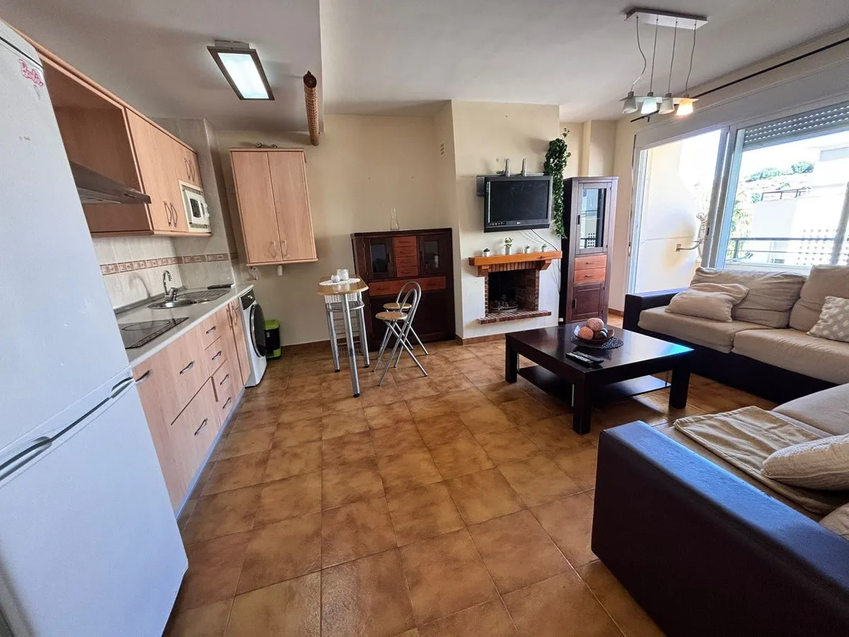 51fc395b-a06a-4376-ad54-d1a0312a4a31