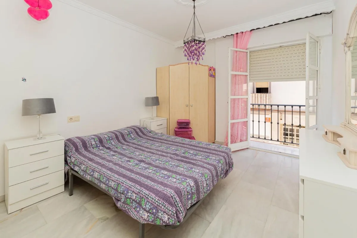 aea7fe83-dac5-46b4-a10c-63381ba2a594