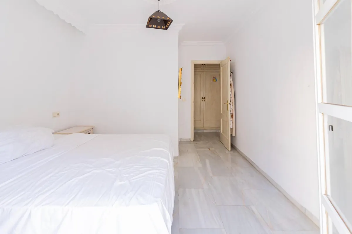 f30b9777-9299-4cde-a17e-49288524d191