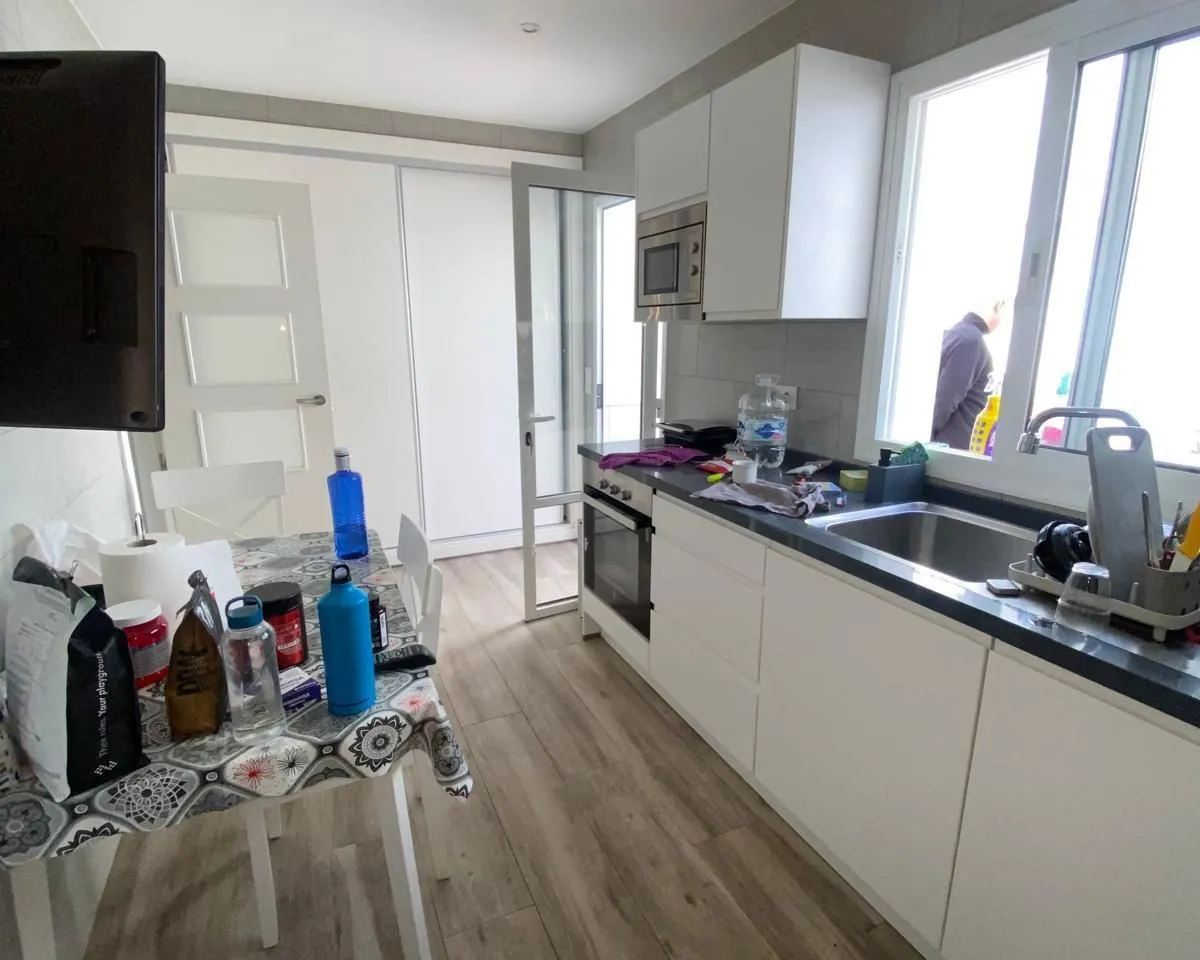 36877476-09d4-4db7-9827-77020eebc5e5